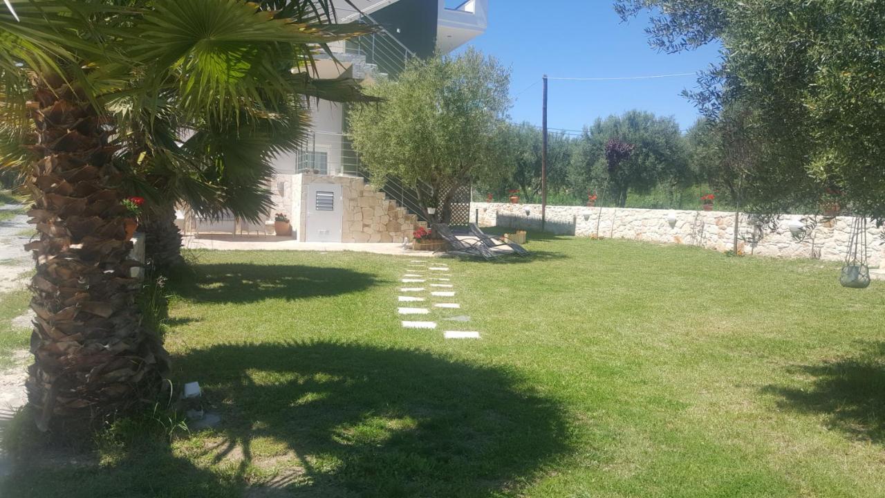 Villa Evita , Athytos Wonderful ,63M2,A/C Afytos Buitenkant foto